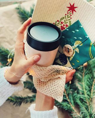 Ešte stále si lámate hlavu nad darčekmi pre vašich blízkych🎁? V ekonetke máme výber krásnych trvalo udržateľných darčekov...